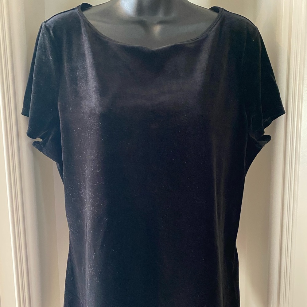 Black velvet top